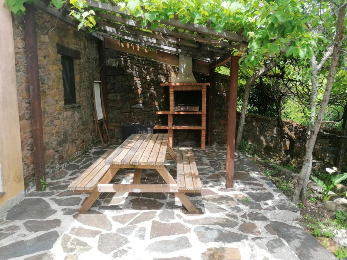 Retiro De Gondramaz - 200 M2 Villa Exterior foto